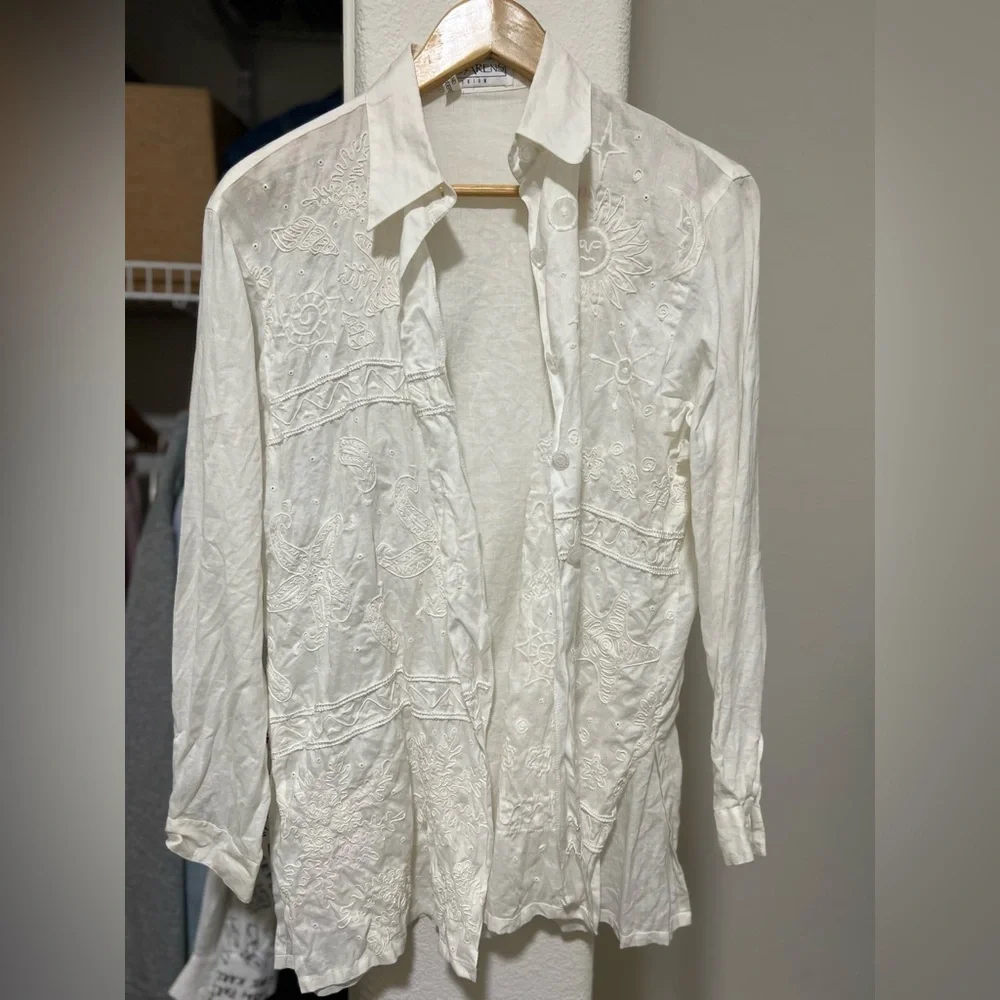 Elegant White Button Down Shirt - Picture 2 of 8